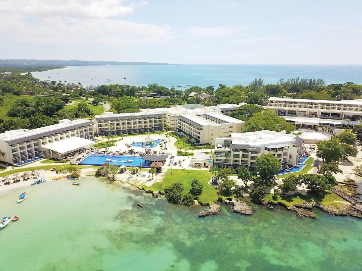 Royalton Negril, An Autograph Collection All-Inclusive Resort  Νεγκρίλ